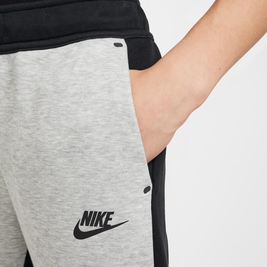 Nike Tech Fleece joggingbroek voor kids Zwart - Foto 3
