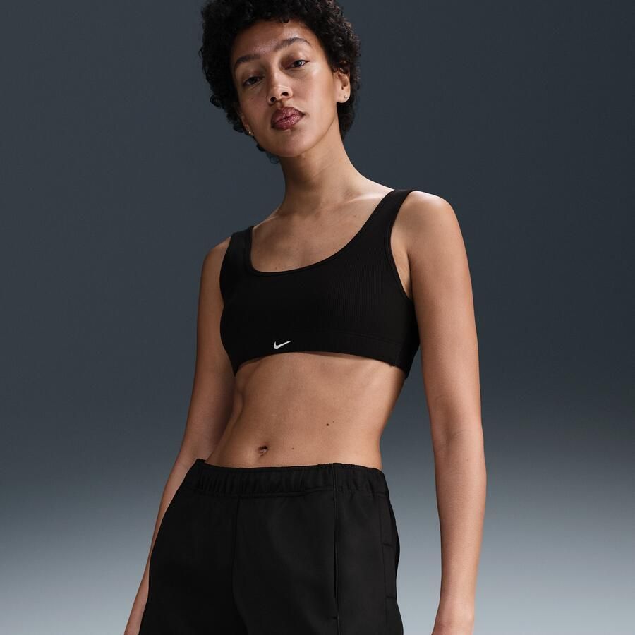 Nike Windrunner damesshorts met halfhoge taille (5 cm) Zwart