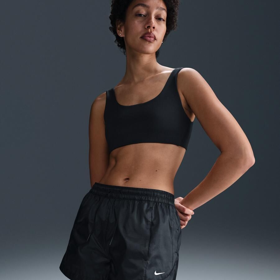 Nike Windrunner geweven damesshorts met halfhoge taille (5 cm) Zwart