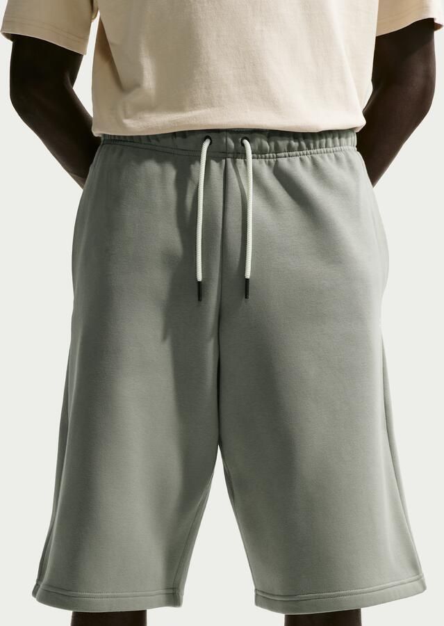 Nike Standard Issue Therma-FIT basketbalshorts van fleece voor heren (36 cm) Grijs