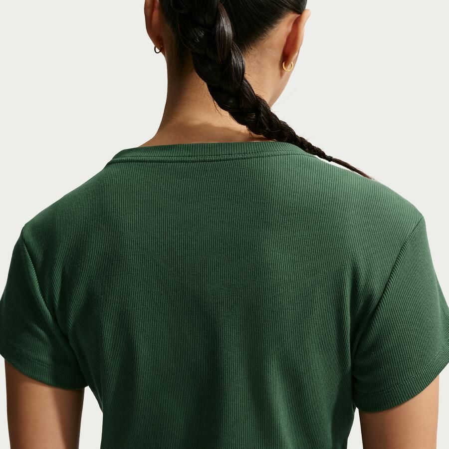 Nike strak kort T-shirt met ribbels voor dames Groen