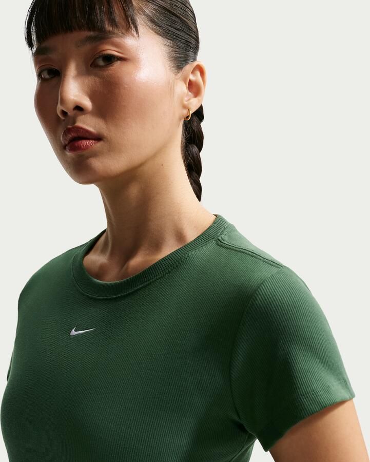 Nike strak kort T-shirt met ribbels voor dames Groen - Foto 3