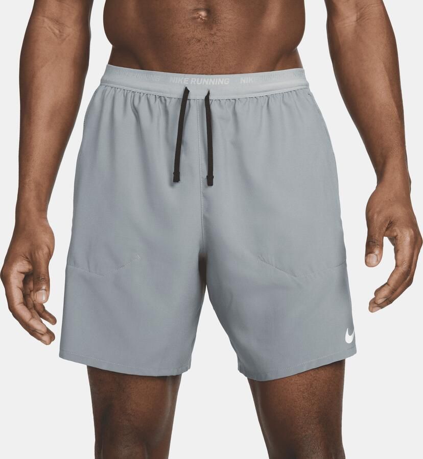 Nike Stride Dri-FIT 2-in-1 hardloopshorts voor heren (18 cm) Grijs - Foto 4