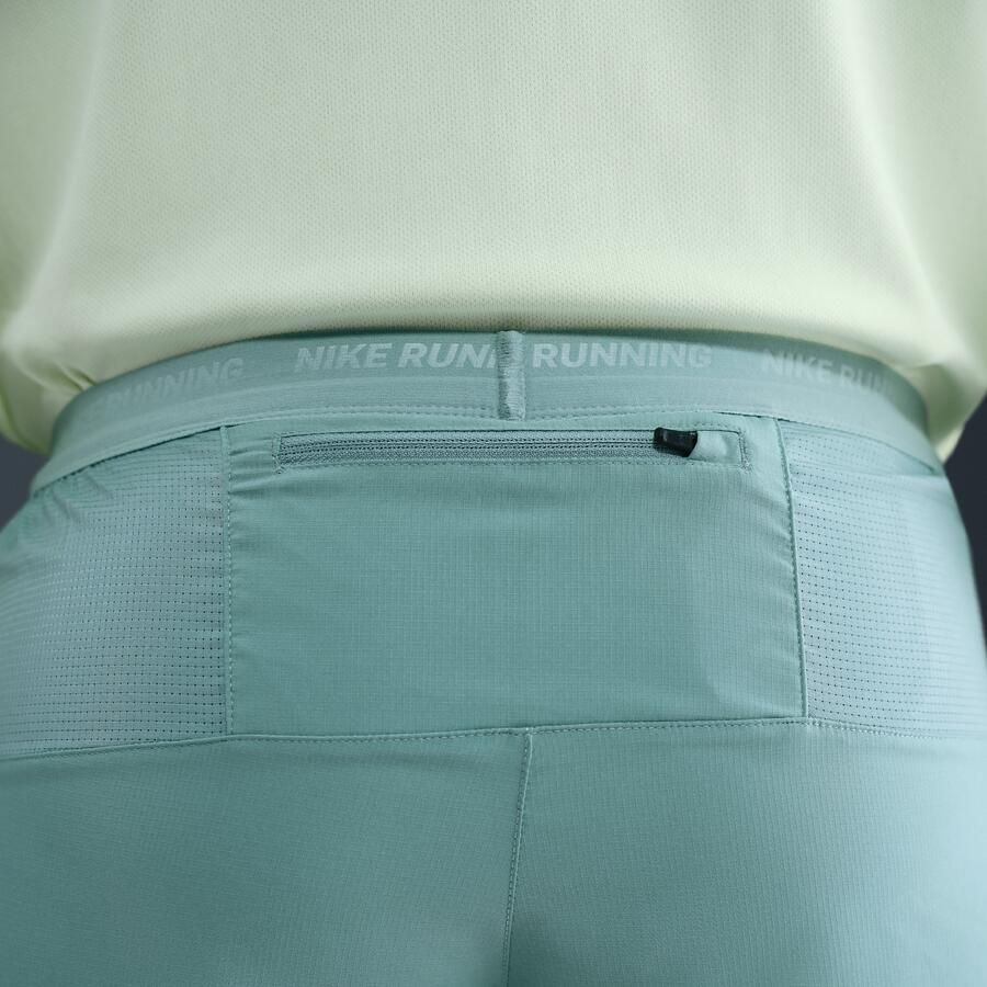 Nike Stride Dri-FIT 2-in-1 hardloopshorts voor heren (18 cm) Groen - Foto 2