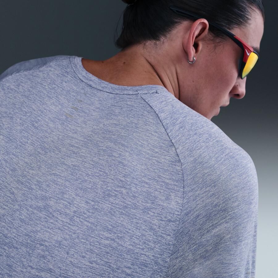 Nike Stride Dri-FIT ADV hardlooptop met korte mouwen voor heren Blauw