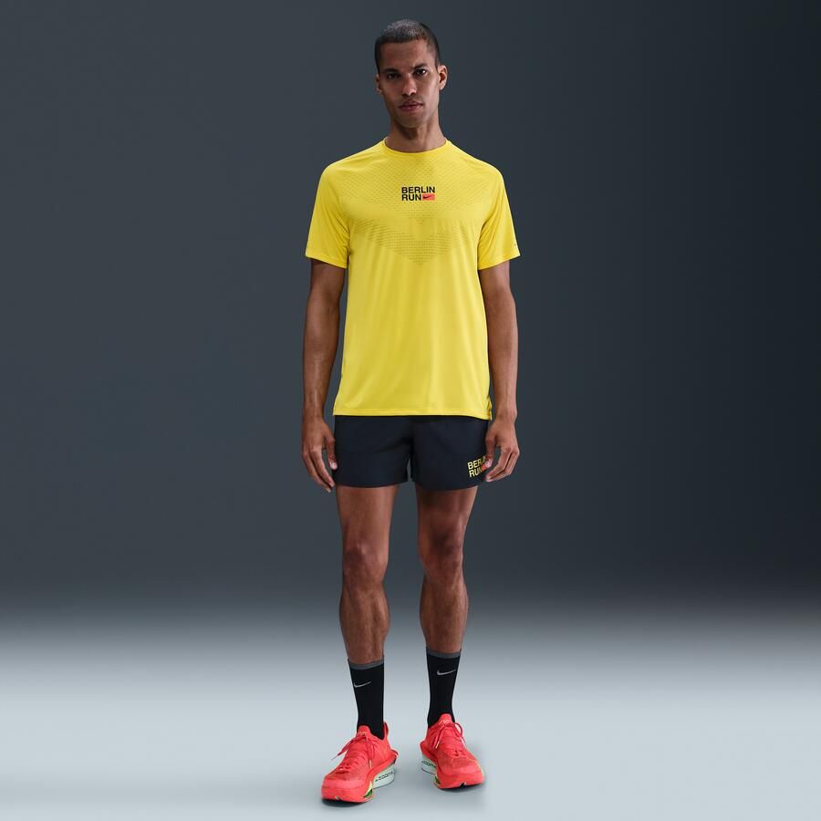 Nike Stride Dri-FIT ADV hardlooptop met korte mouwen voor heren Geel - Foto 3