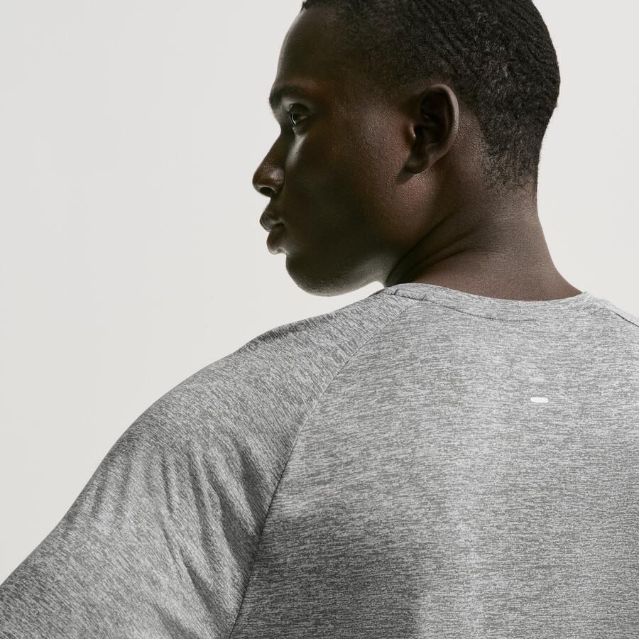 Nike Stride Dri-FIT ADV hardlooptop met korte mouwen voor heren Grijs - Foto 2