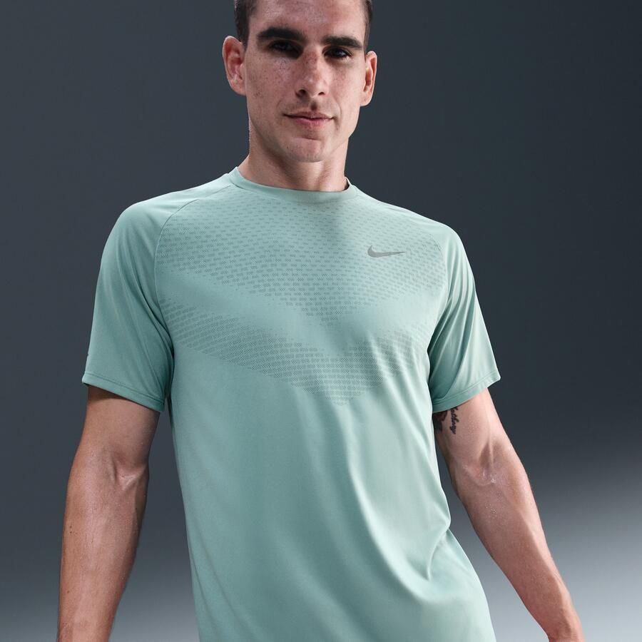 Nike Stride Dri-FIT ADV hardlooptop met korte mouwen voor heren Groen - Foto 4