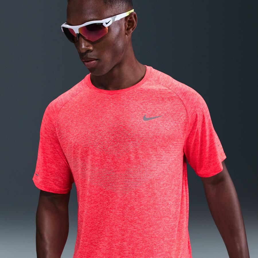 Nike Stride Dri-FIT ADV hardlooptop met korte mouwen voor heren Rood - Foto 4