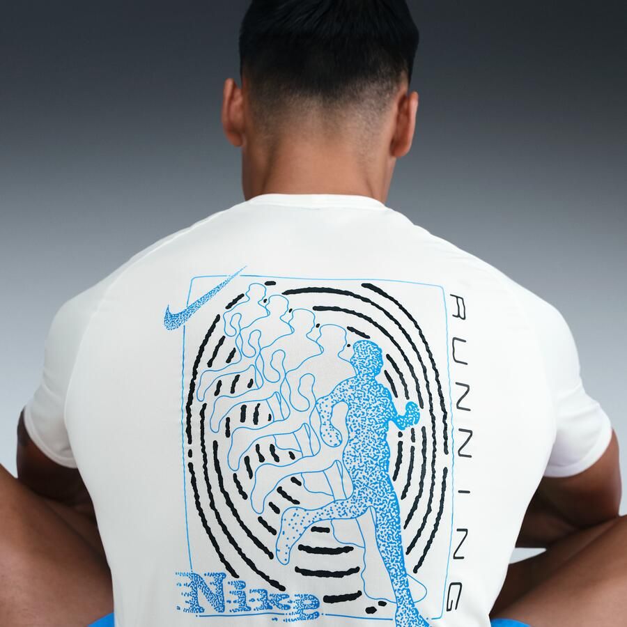 Nike Stride Dri-FIT ADV hardlooptop met korte mouwen voor heren Wit