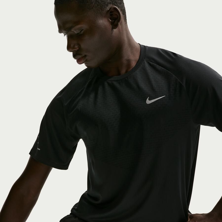 Nike Stride Dri-FIT ADV hardlooptop met korte mouwen voor heren Zwart - Foto 2