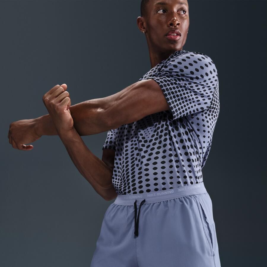 Nike Stride Dri-FIT hardloopshorts met binnenbroek voor heren (13 cm) Blauw