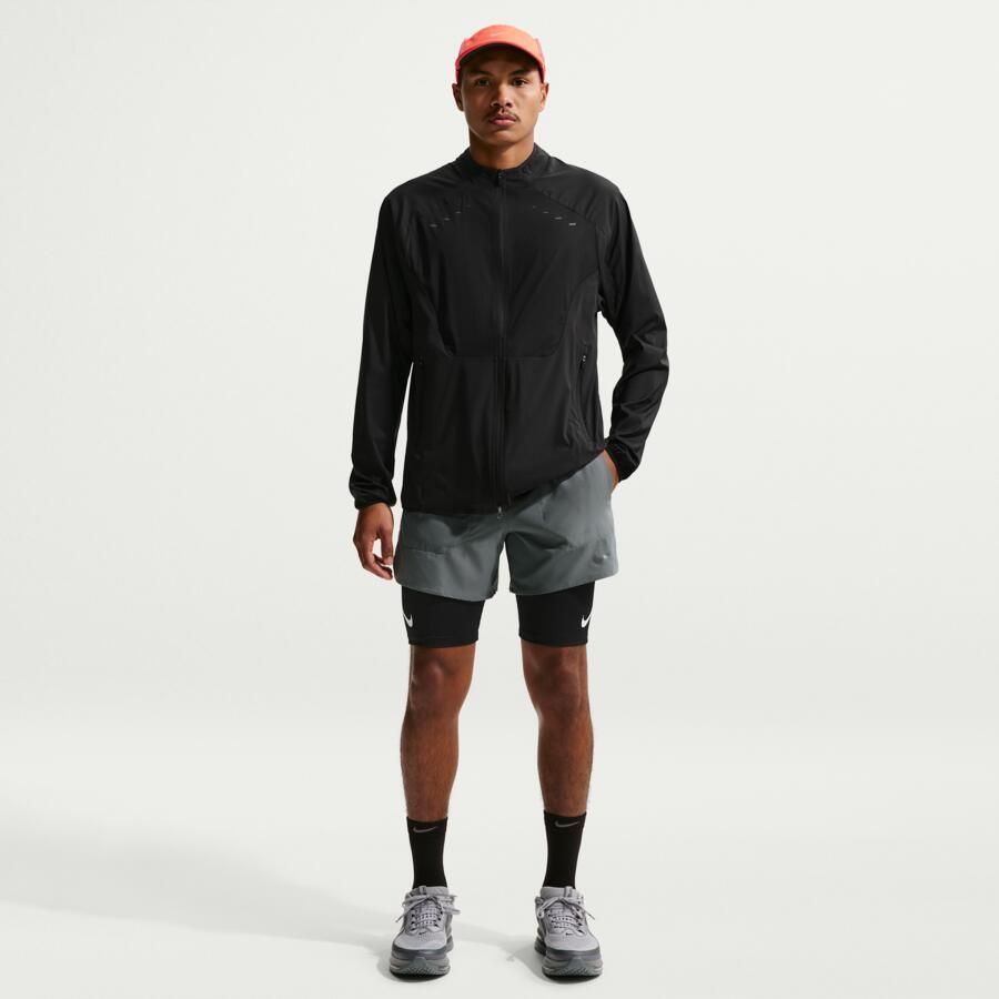 Nike Stride Dri-FIT hardloopshorts met binnenbroek voor heren (13 cm) Grijs - Foto 4