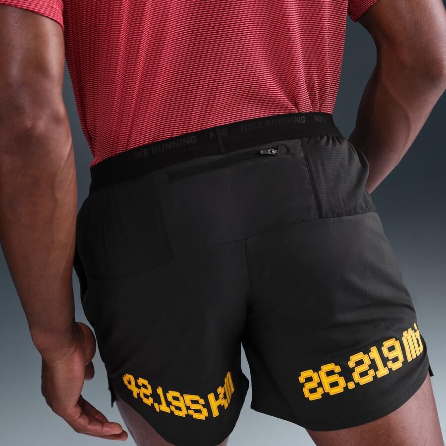 Nike Stride Dri-FIT hardloopshorts met binnenbroek voor heren (13 cm) Zwart - Foto 2