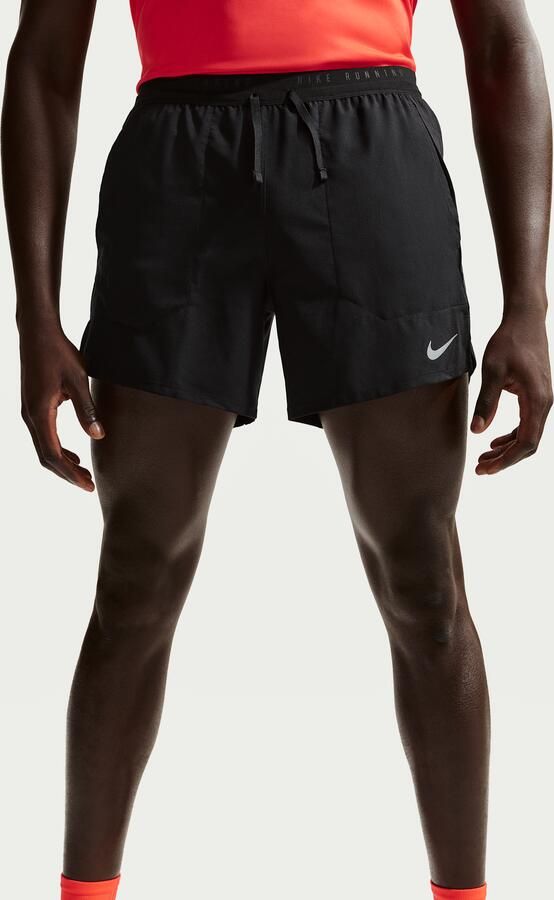 Nike Stride Dri-FIT hardloopshorts met binnenbroek voor heren (13 cm) Zwart - Foto 4