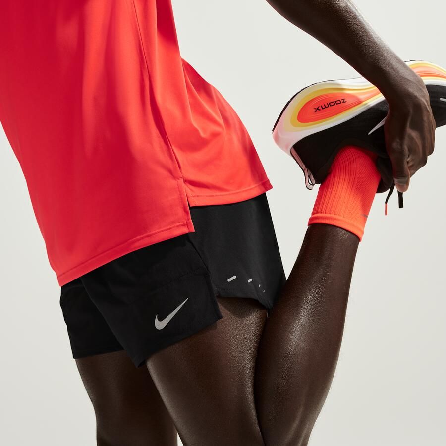 Nike Stride Dri-FIT hardloopshorts met binnenbroek voor heren (13 cm) Zwart - Foto 3