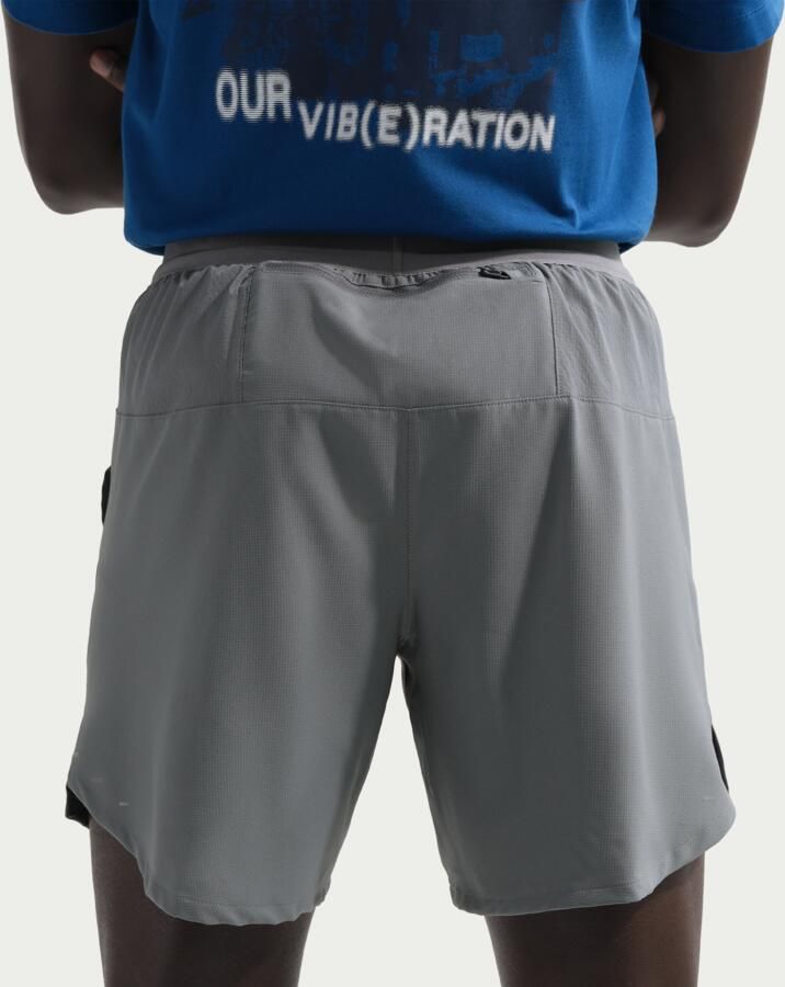 Nike Stride Dri-FIT hardloopshorts met binnenbroek voor heren (18 cm) Grijs