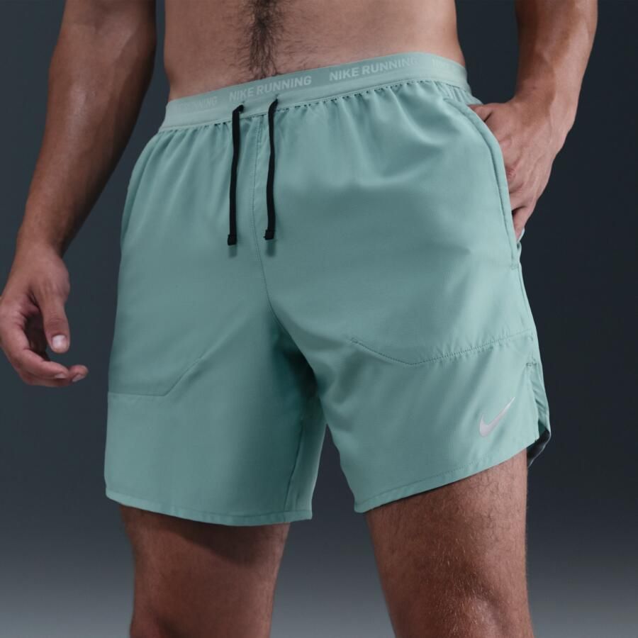 Nike Stride Dri-FIT hardloopshorts met binnenbroek voor heren (18 cm) Groen
