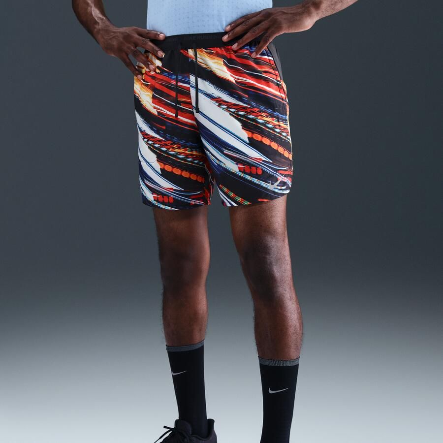 Nike Stride Dri-FIT hardloopshorts met binnenbroek voor heren (18 cm) Wit