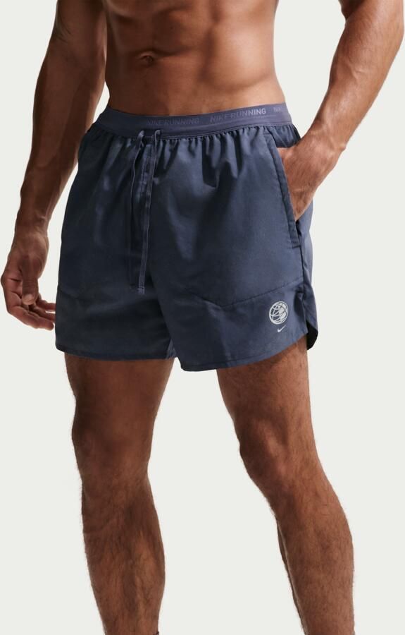 Nike Stride hardloopshorts met binnenbroek en reflecterende accenten voor heren (13 cm) Blauw - Foto 3