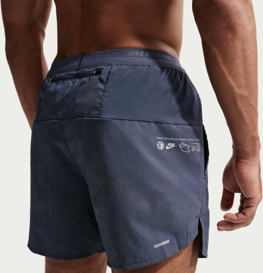 Nike Stride hardloopshorts met binnenbroek en reflecterende accenten voor heren (13 cm) Blauw