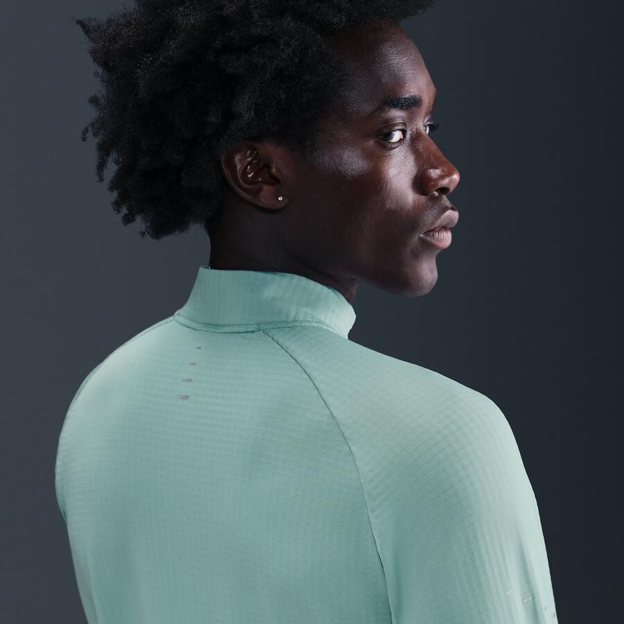 Nike Stride Therma-FIT Repel hardlooptop met halflange rits voor de winter voor heren Groen