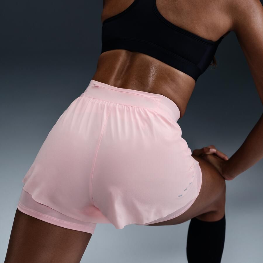 Nike Swift Dri-FIT 2-in-1 hardloopshorts met halfhoge taille voor dames Roze - Foto 2