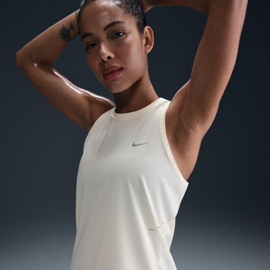 Nike Swift Dri-FIT hardlooptanktop voor dames Wit - Foto 3