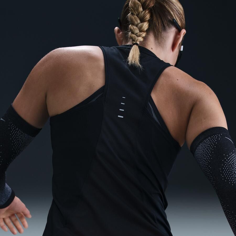 Nike Swift Dri-FIT hardlooptanktop voor dames Zwart - Foto 4