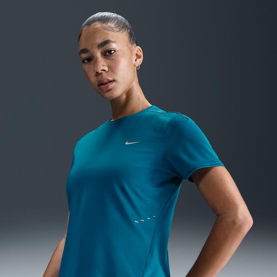 Nike Swift Dri-FIT hardlooptop met korte mouwen voor dames Blauw - Foto 4