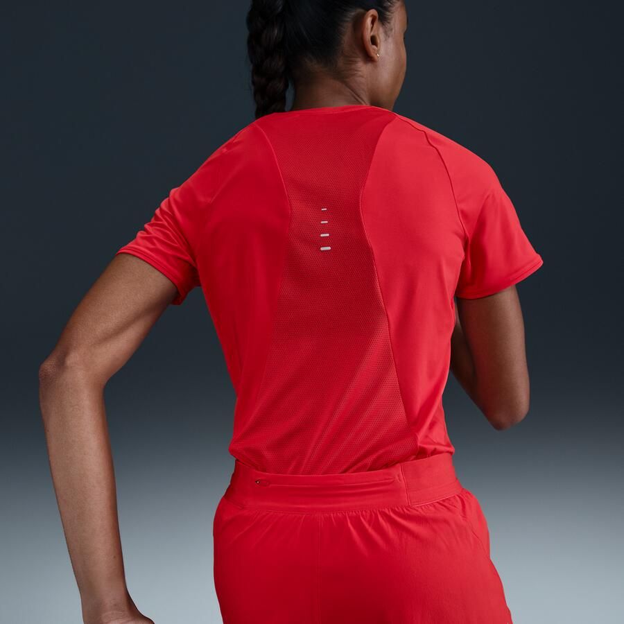 Nike Swift Dri-FIT hardlooptop met korte mouwen voor dames Rood - Foto 4