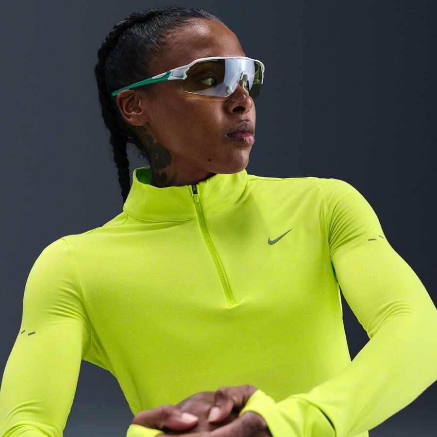 Nike Swift Dri-FIT hardlooptop met korte rits en uv-bescherming voor dames Groen - Foto 2