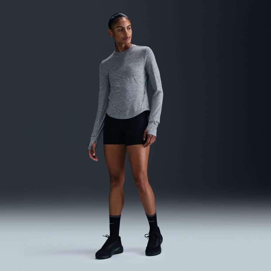 Nike Swift Dri-FIT hardlooptop met ronde hals lange mouwen en uv-bescherming voor dames Grijs - Foto 3