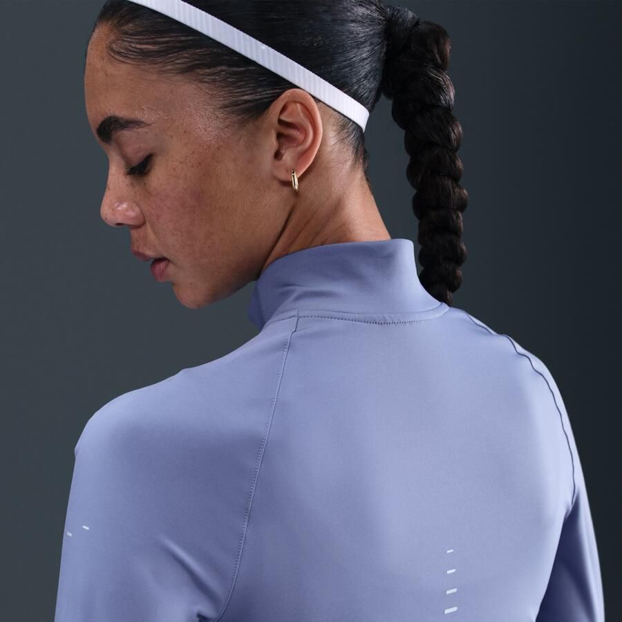 Nike Swift Dri-FIT tussenlaagtop voor hardlopen met volledige rits voor dames Blauw