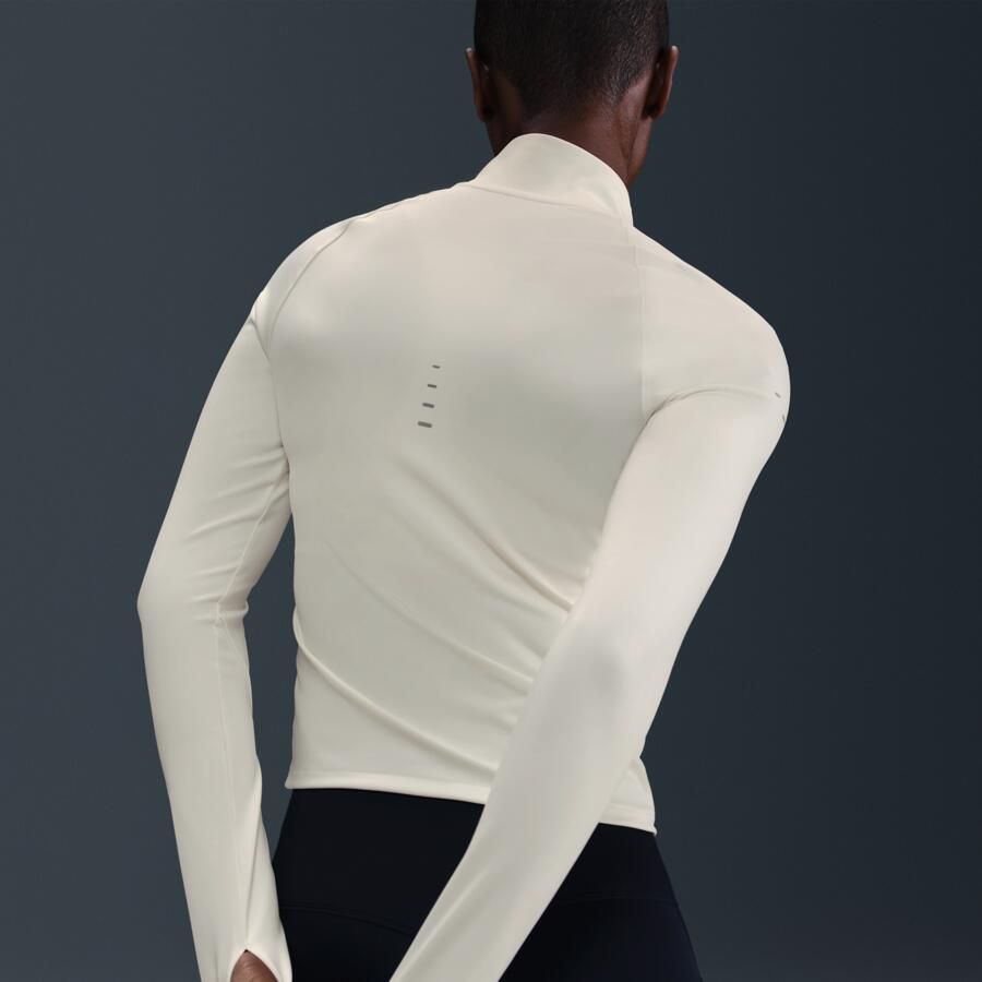 Nike Swift Dri-FIT tussenlaagtop voor hardlopen met volledige rits voor dames Wit