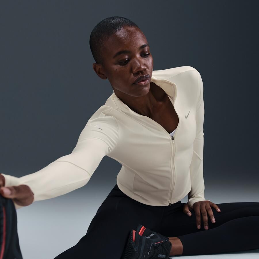 Nike Swift Dri-FIT tussenlaagtop voor hardlopen met volledige rits voor dames Wit - Foto 2