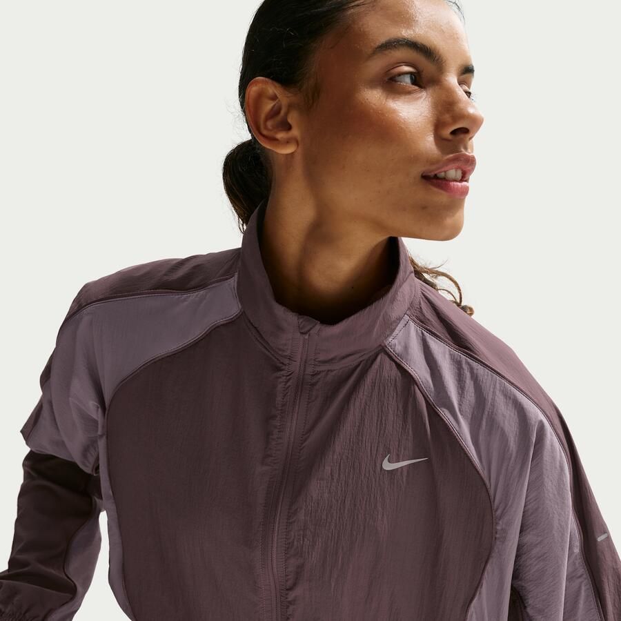 Nike Swift Repel hardloopjack met UV-bescherming voor dames Paars