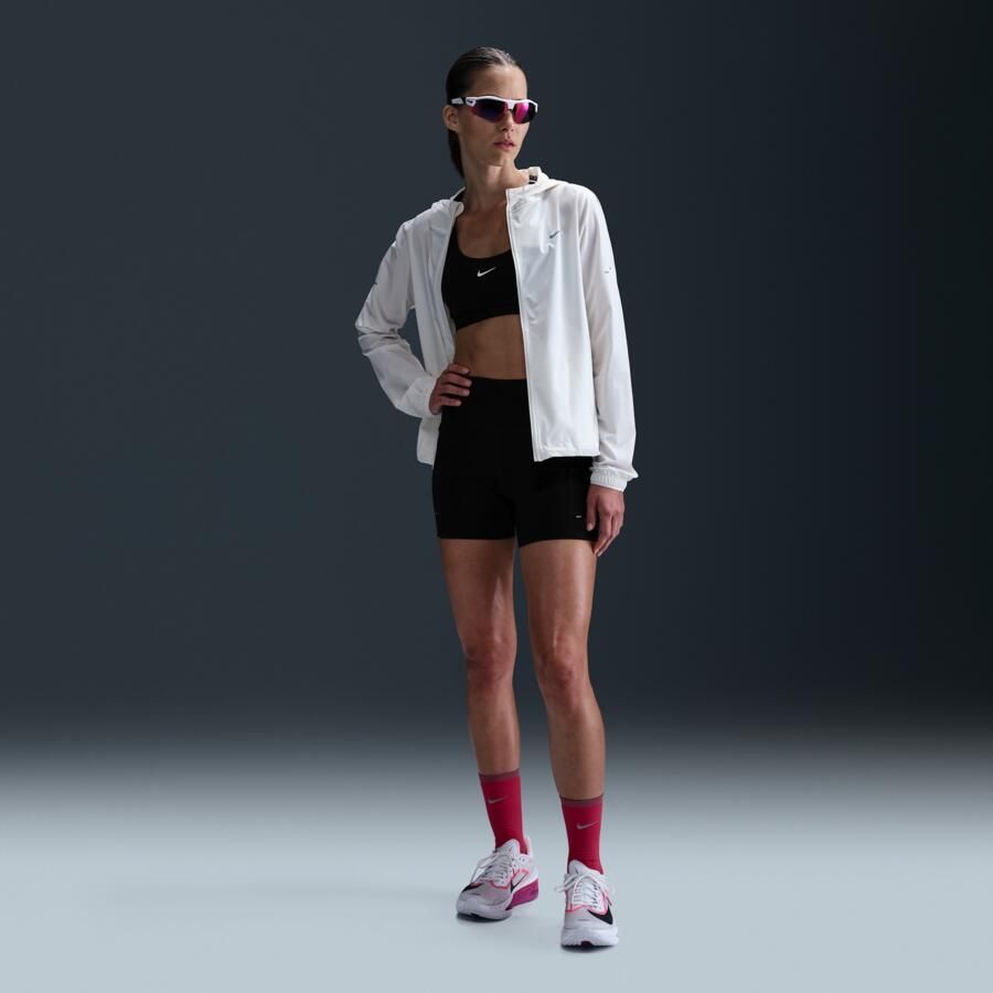 Nike Swift strakke hardloopshorts met binnenbroekje hoge taille en zakken voor dames (10 cm) Zwart - Foto 3