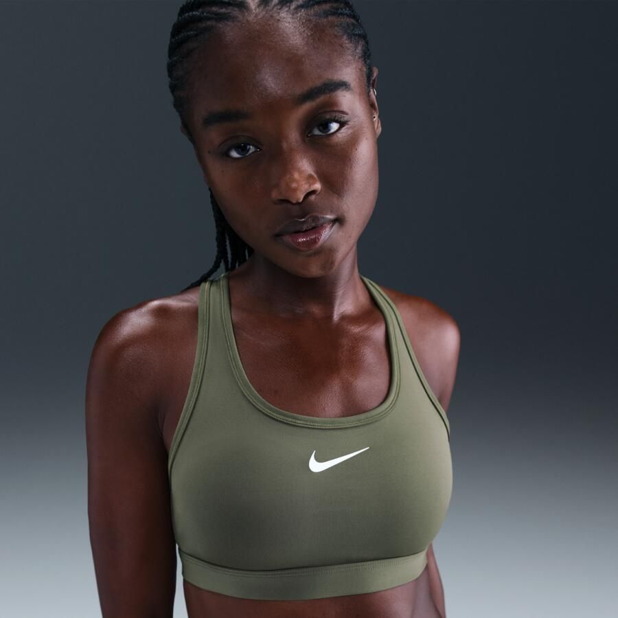 Nike Swoosh Medium Support padded sport-bh Groen - Foto 4