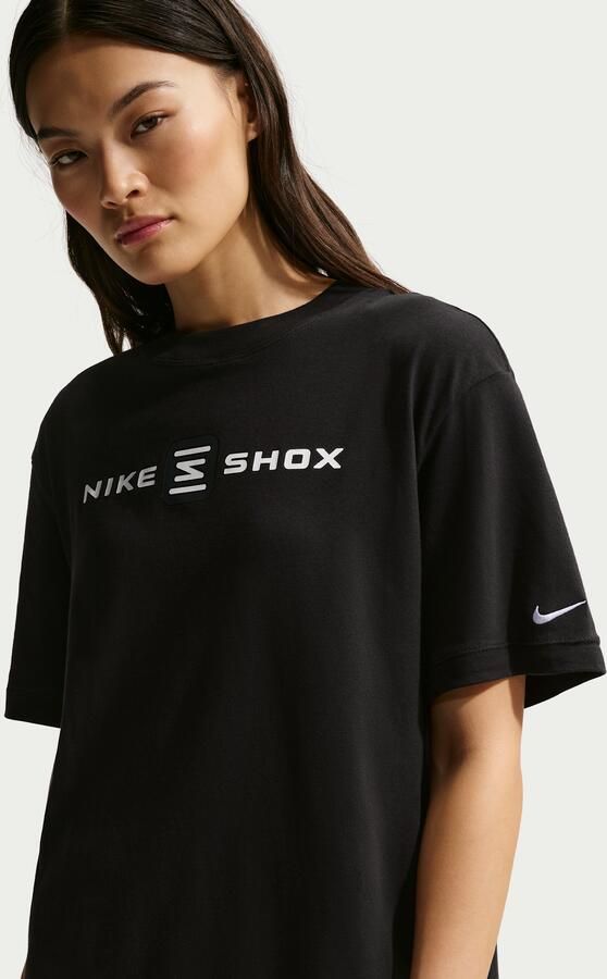 Nike T-shirt met graphic voor dames Zwart - Foto 4