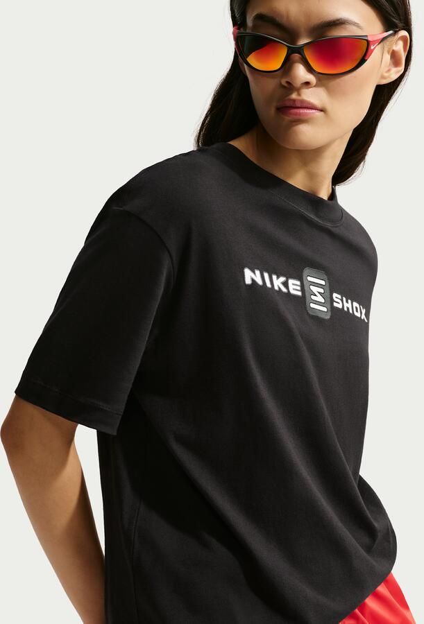 Nike T-shirt met graphic voor dames Zwart - Foto 3