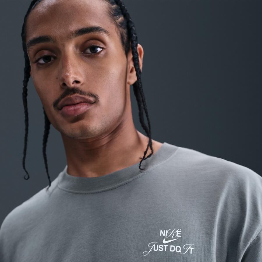 Nike T-shirt met graphic voor heren Grijs - Foto 2