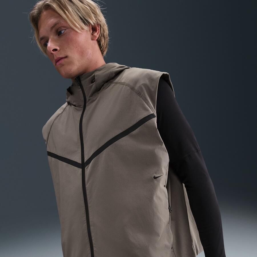 Nike Tech Dri-FIT geweven Windrunner bodywarmer voor heren Grijs - Foto 4