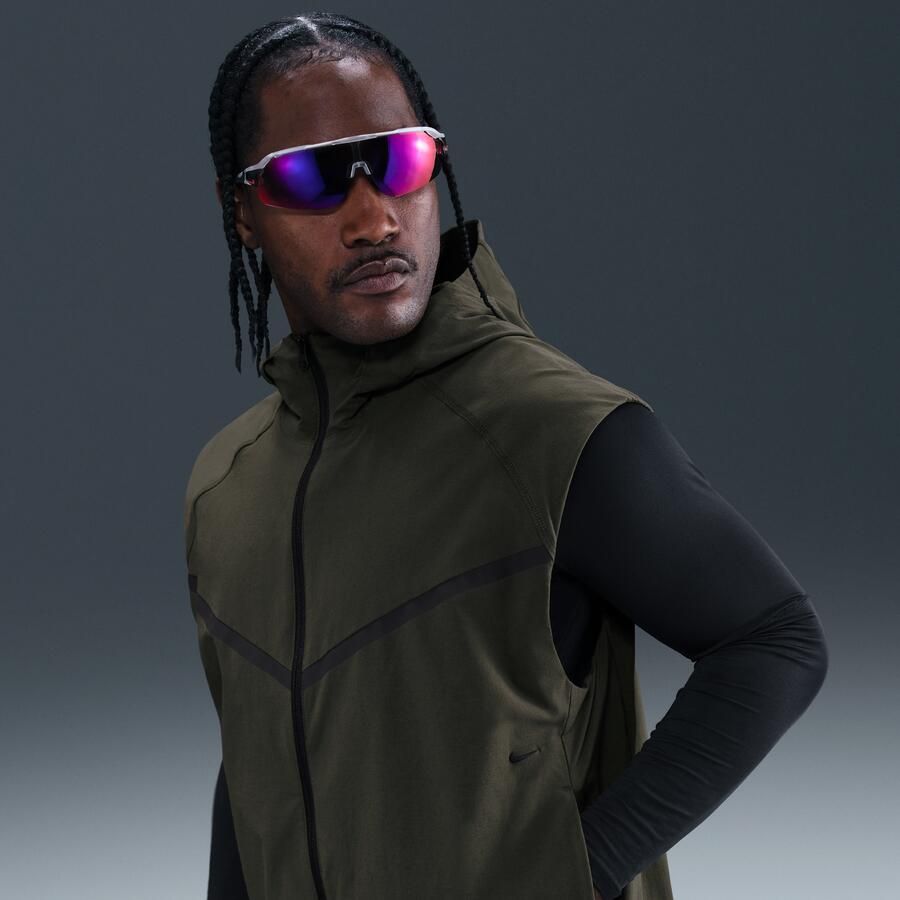 Nike Tech Dri-FIT geweven Windrunner bodywarmer voor heren Groen - Foto 4