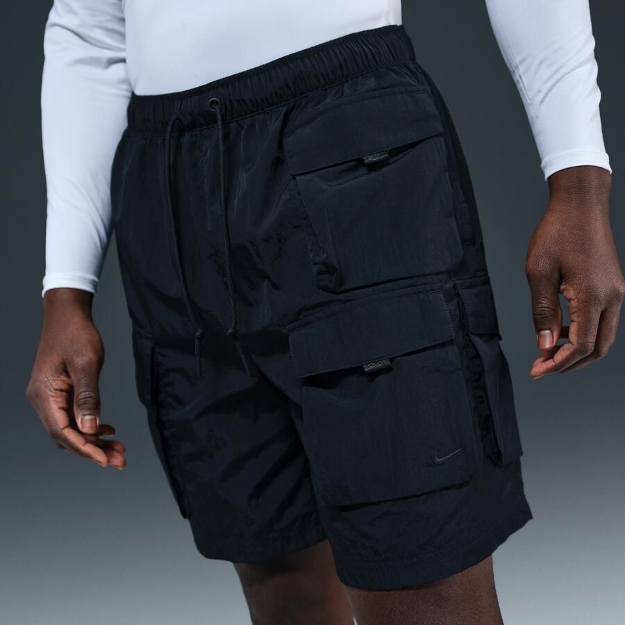 Nike Tech geweven cargoshorts voor heren Zwart