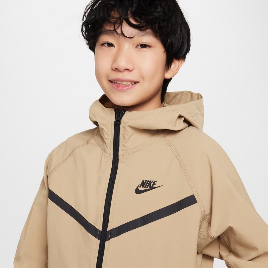Nike Tech geweven jongensjack Bruin