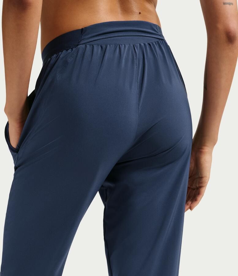 Nike Tempo Dri-FIT 7 8-hardloopbroek met halfhoge taille voor dames Blauw