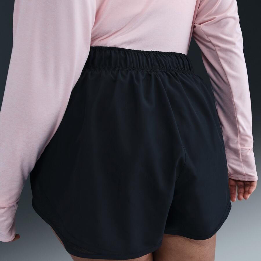 Nike Tempo Dri-FIT hardloopshorts met halfhoge taille en binnenbroekje voor dames (8 cm Plus Size) Zwart - Foto 2