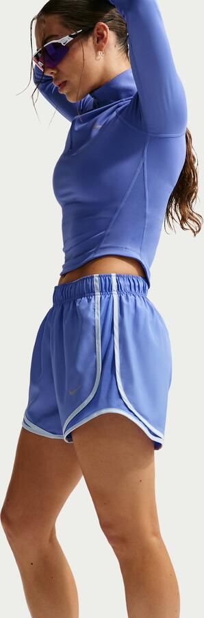Nike Tempo Dri-FIT hardloopshorts met halfhoge taille en binnenbroekje voor dames Blauw - Foto 3