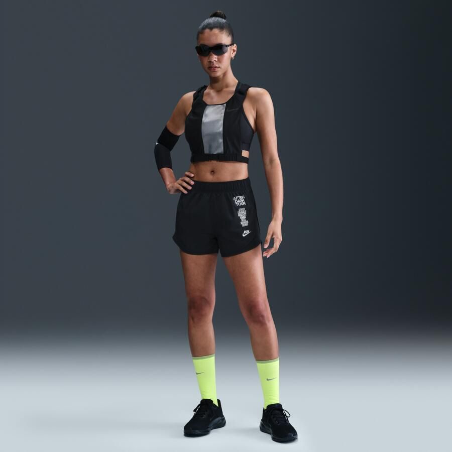 Nike Tempo Dri-FIT hardloopshorts met halfhoge taille en binnenbroekje voor dames Zwart - Foto 4